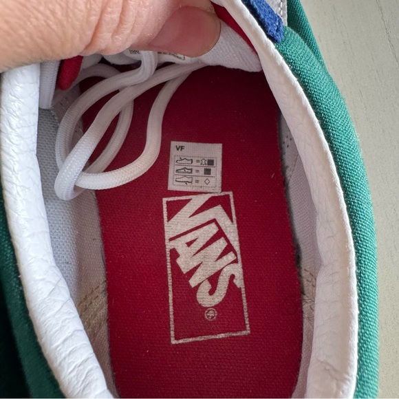 Colorblock Vans - Picture 8 of 9